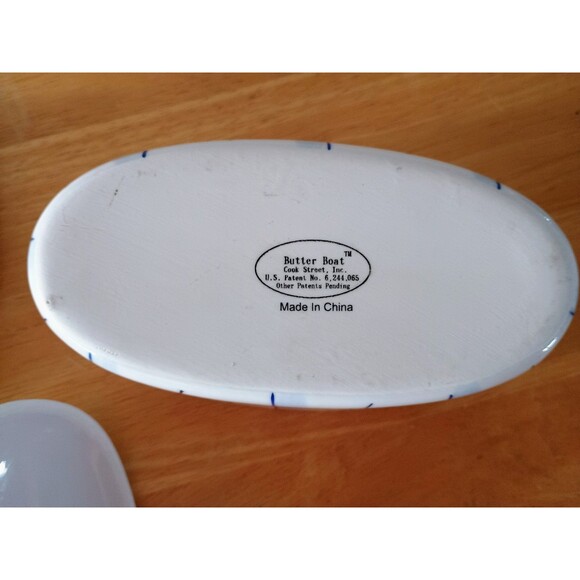 Cook Street Big Butter Boat 3 Pc Porcelain – Blueberry Vine – Hand Painted Dish - Picture 5 of 7